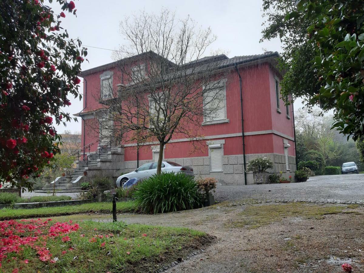 埃斯皮霍萨住宿加早餐旅馆 吉马良斯 外观 照片